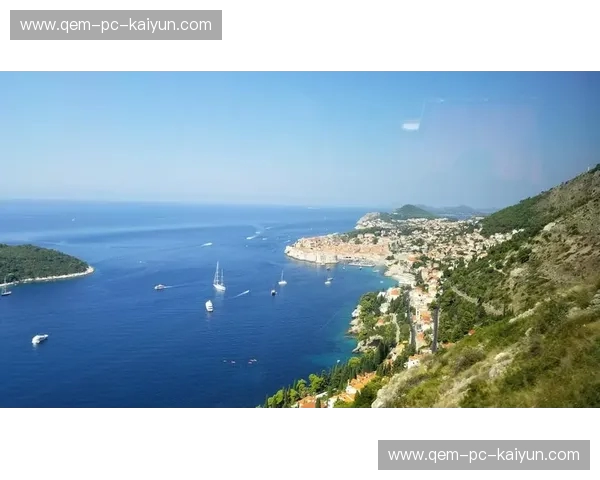 北境风暴与巴尔干火焰：今晚，谁才是欧洲绿茵的新王？